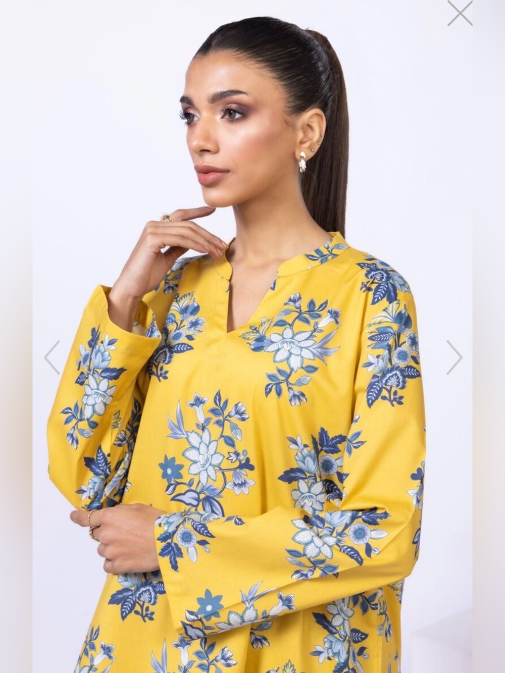 Yellow Floral Khaadi 2 piece dress Indian Pakistani dress Farshi shalwar set - Picture 4 of 6